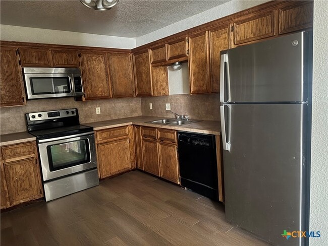 Building Photo - 4903 John David Dr