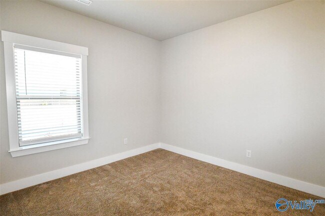 Building Photo - 15526 Ironcrest Drive NW