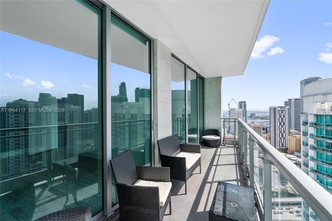 Building Photo - 90 SW 3rd St