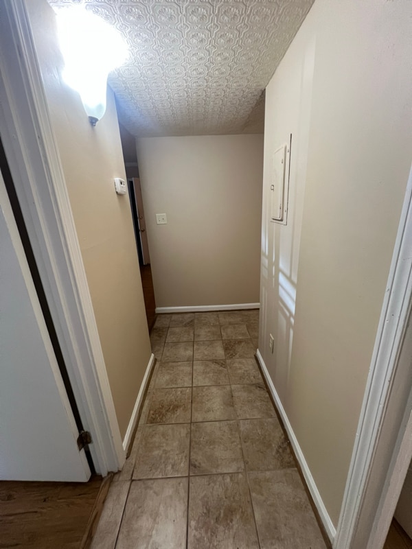Building Photo - 416 Skyview Dr