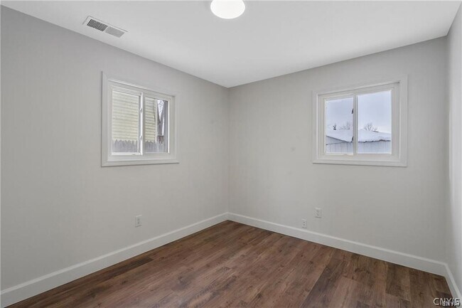 Building Photo - 7891 Areopagitica Ave