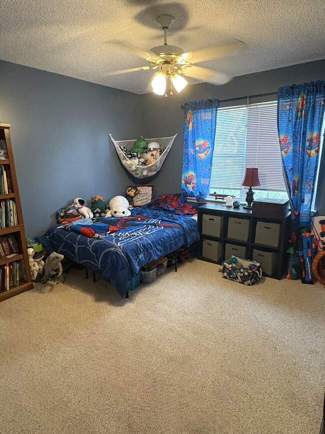 Building Photo - 106 Porter Way