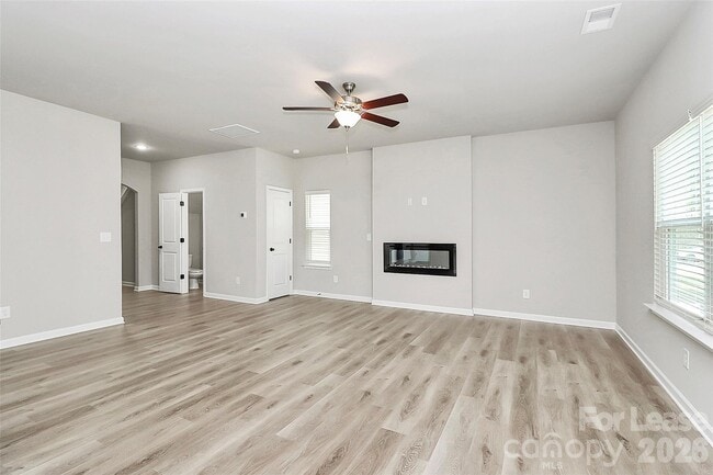 Building Photo - 8208 Stonemere Ln