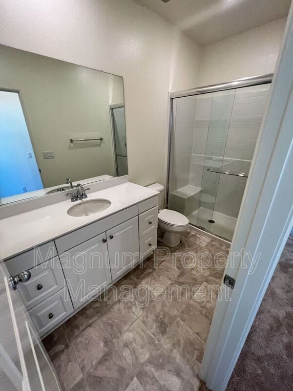 Building Photo - 31310 Reserve Dr