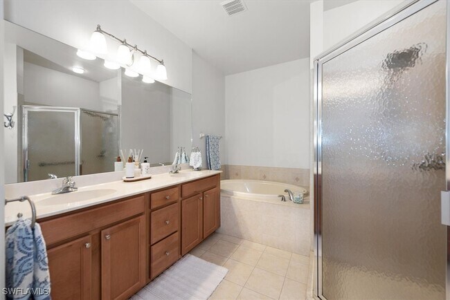 Building Photo - 28105 Mandolin Ct