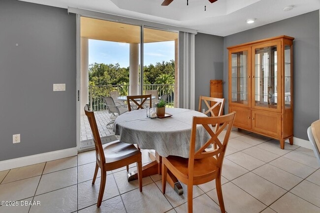 Building Photo - 4623 Rivers Edge Village Ln