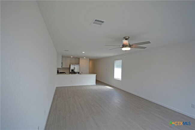 Building Photo - 1537 Hummock Steep