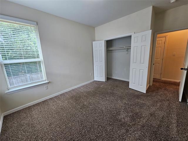 Building Photo - 7721 Oak Garden Trail