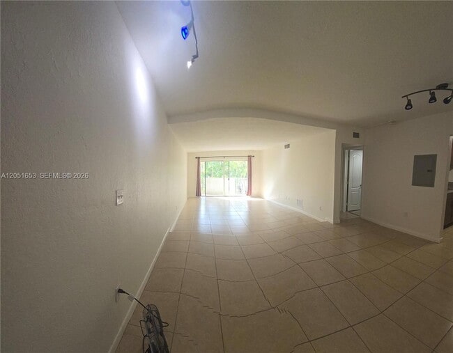 Building Photo - 8950 SW 69th Ct