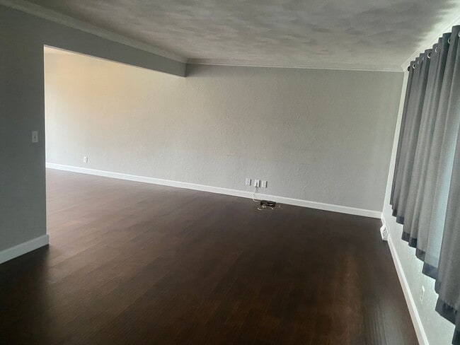 Building Photo - House in Morton, IL - 3 Bedroom/ 2.5 Baths