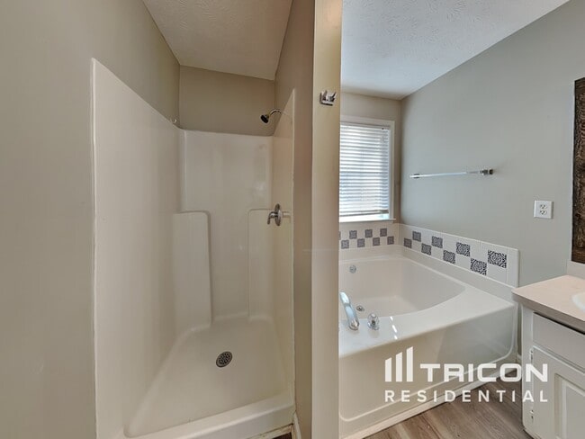 Building Photo - 1029 Matthews Way