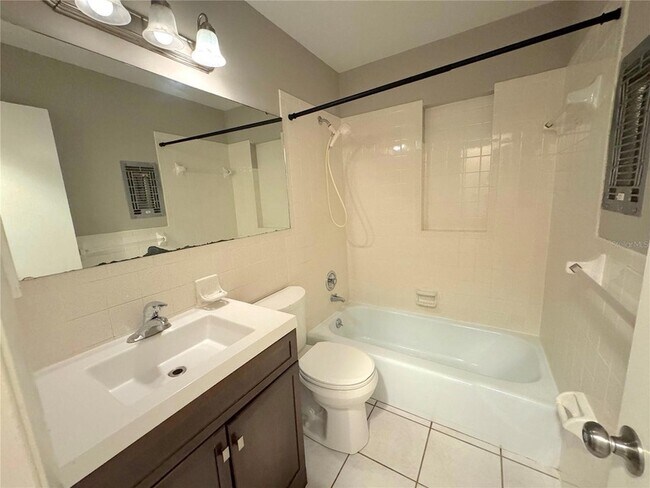Building Photo - 3883 Hawkeye Cir