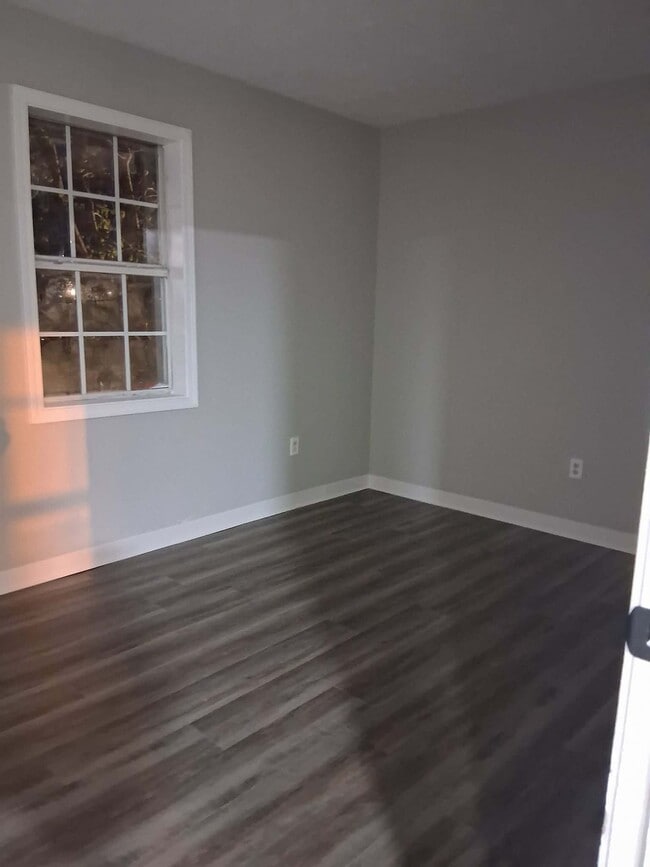 Building Photo - 1254 Fairground Rd