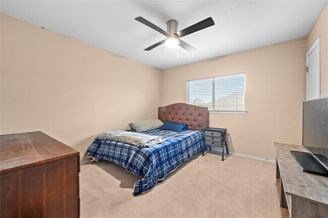 Building Photo - 8508 Kansas River Dr