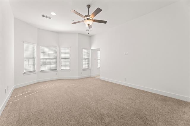 Building Photo - 2205 Southwick Dr