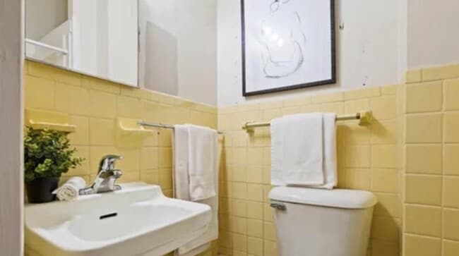 Building Photo - 1238 Waverly St