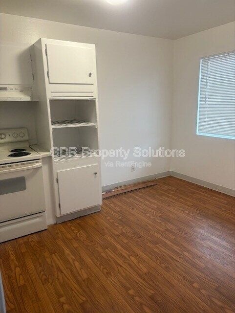 Interior Photo - El Sol