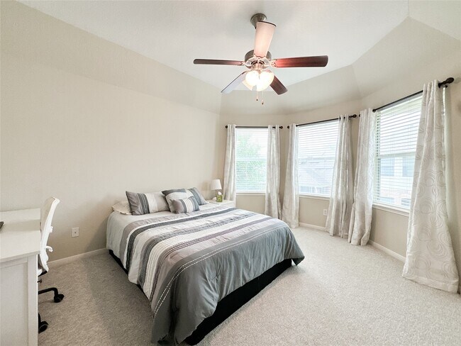 Building Photo - 6118 Coastal Grove Ln