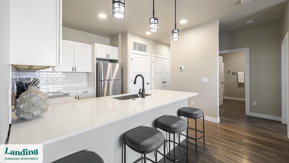 Building Photo - 2445 Estrella Pkwy