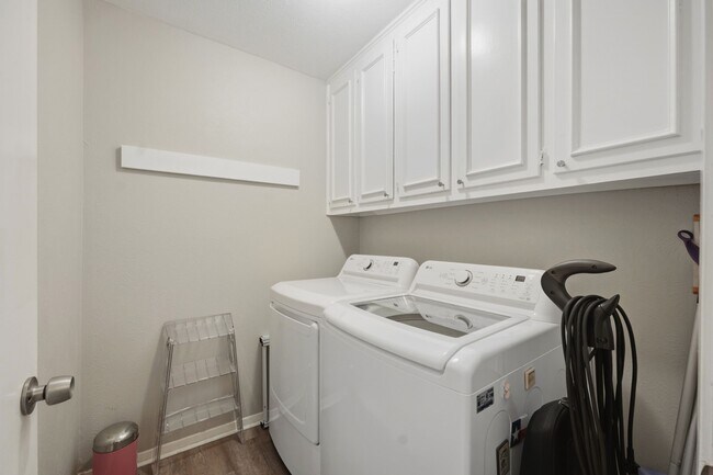 Building Photo - 5119 Creighton Dr