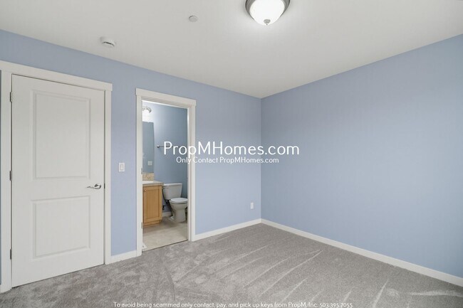 Building Photo - 28487 SW Villebois Dr N