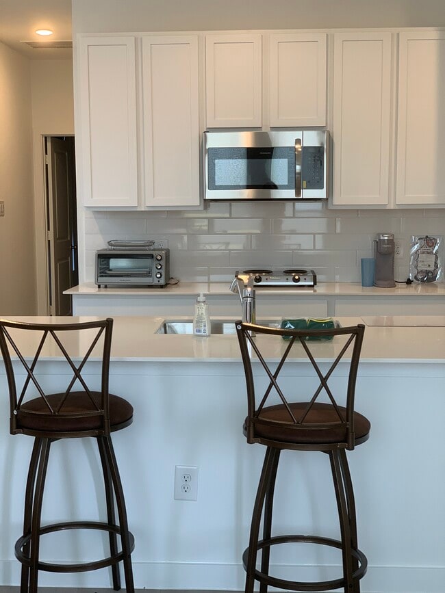 Building Photo - 28602 Prickle Grass Trl