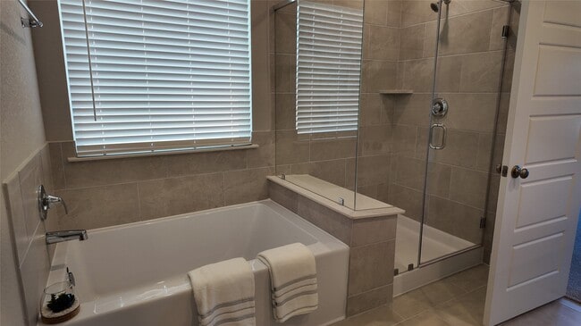 Building Photo - 1629 Hopson Rnch Dr