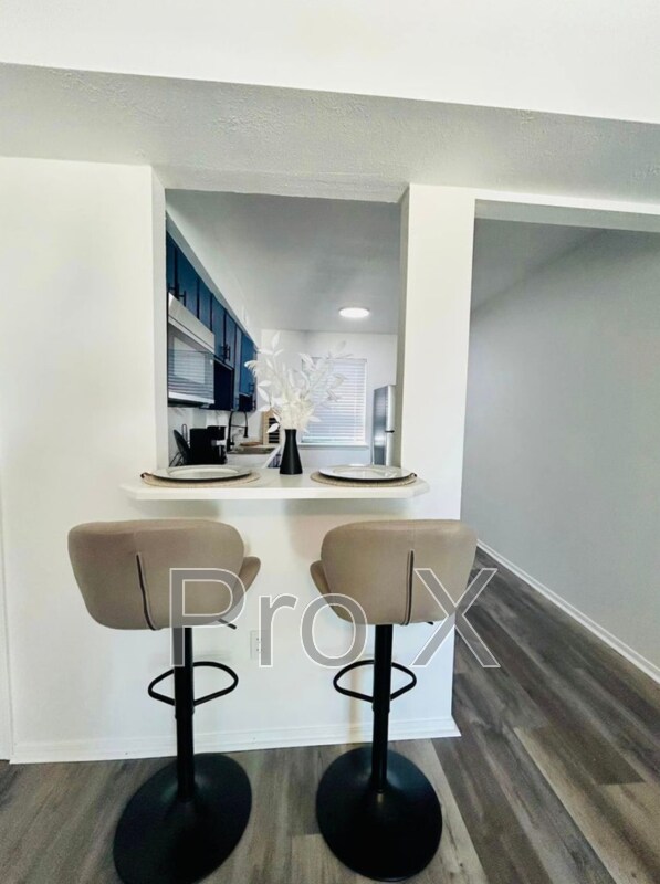 Building Photo - 1851 W Deane St