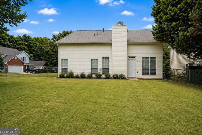 Building Photo - 665 Peachtree Trails Dr