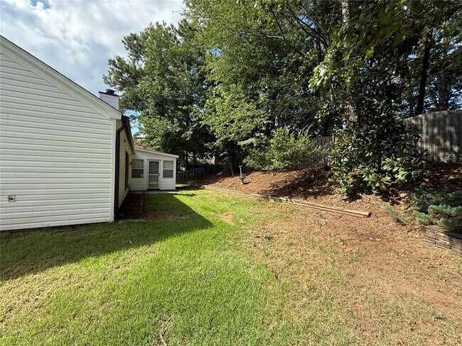 Building Photo - 4820 Tanners Spring Dr
