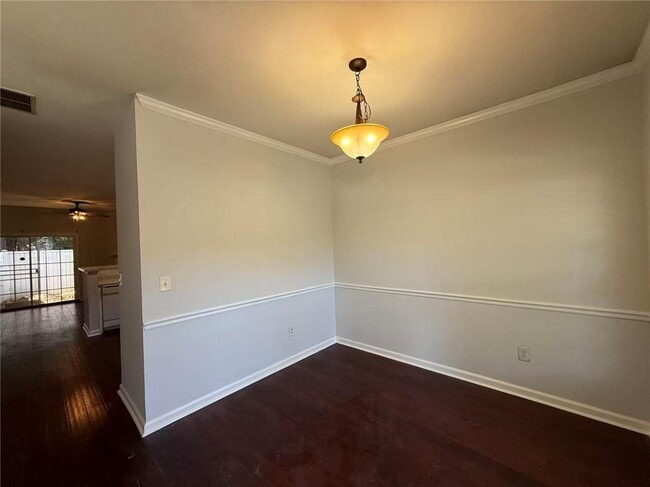 Building Photo - 1499 Cove Creek Cir