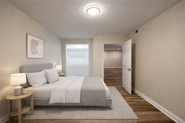 Building Photo - 29641 S Western Ave