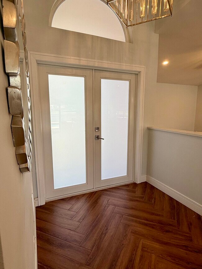Building Photo - 20725 Waters Edge Ct