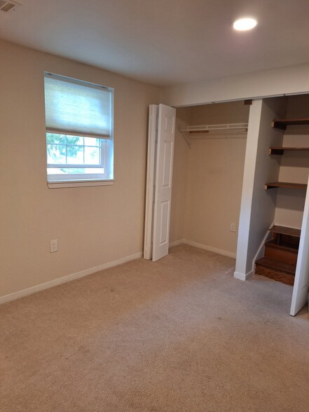 Building Photo - 4012 Bald Hill Terrace