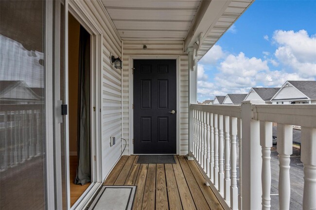 Building Photo - 432 Saravalle Dr