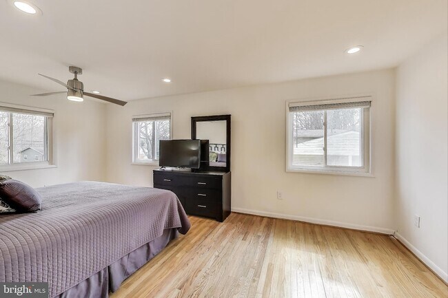 Building Photo - 14316 Woodcrest Dr