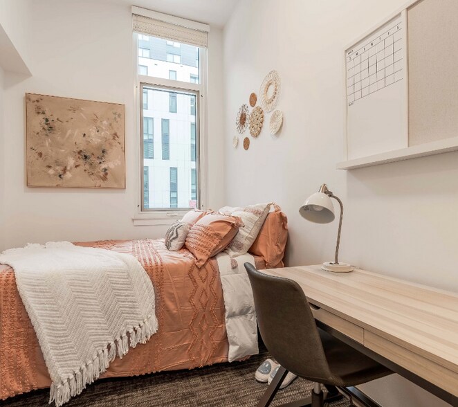 Building Photo - 4350 Knox Rd