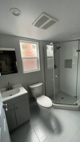 Building Photo - 24414 1/2 Senator Ave