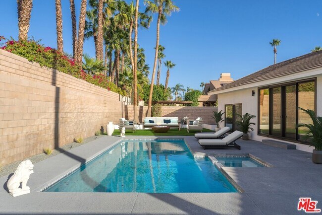 Building Photo - 70895 Ironwood Dr