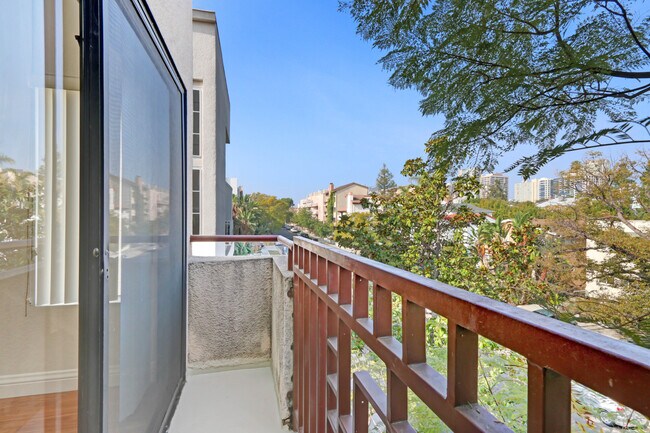 Building Photo - 10604 Wilkins Ave