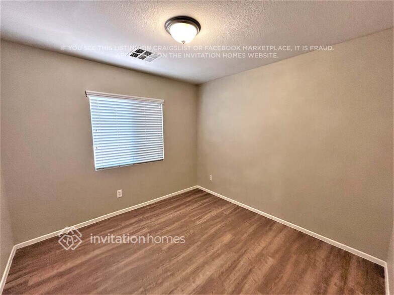 Building Photo - 4724 Painted Hills St