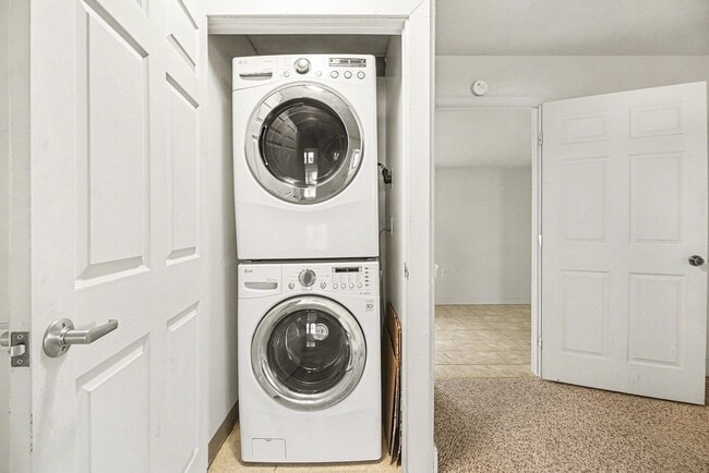 Building Photo - 3 Bedroom Cape Code house in Newville