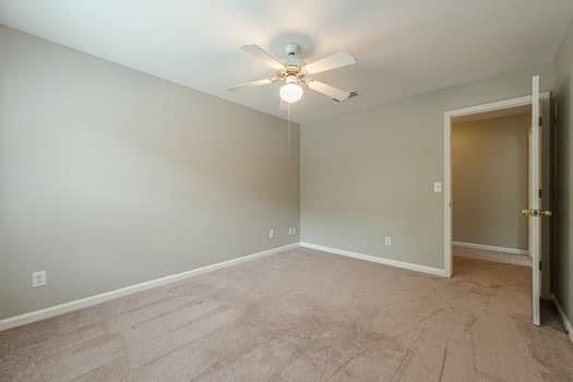 Building Photo - 903 Beaumont Ct
