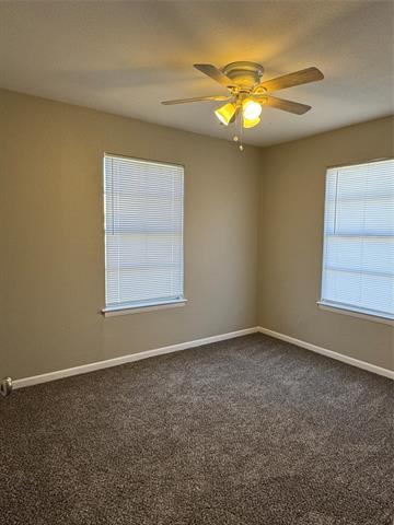 Building Photo - 304 Burgett St