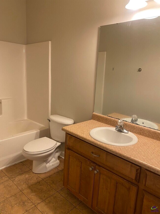 Building Photo - 131 Huntley Dr