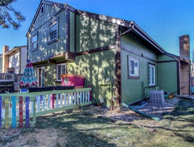 Building Photo - 854 S Rifle Way