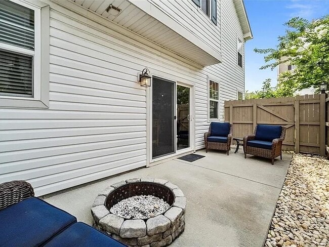 Building Photo - 1773 Halesworth Ln