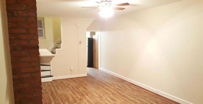 Building Photo - 102 E South St