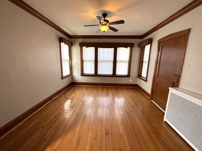 Building Photo - 5349 S Fairfield Ave