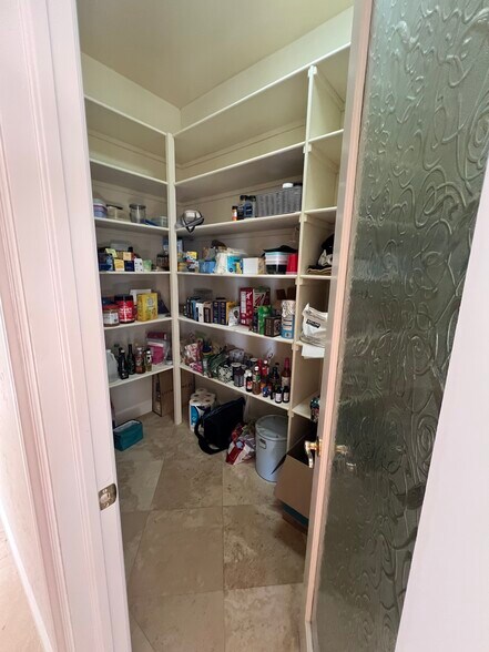 Pantry - 9220 Touchstone Ct
